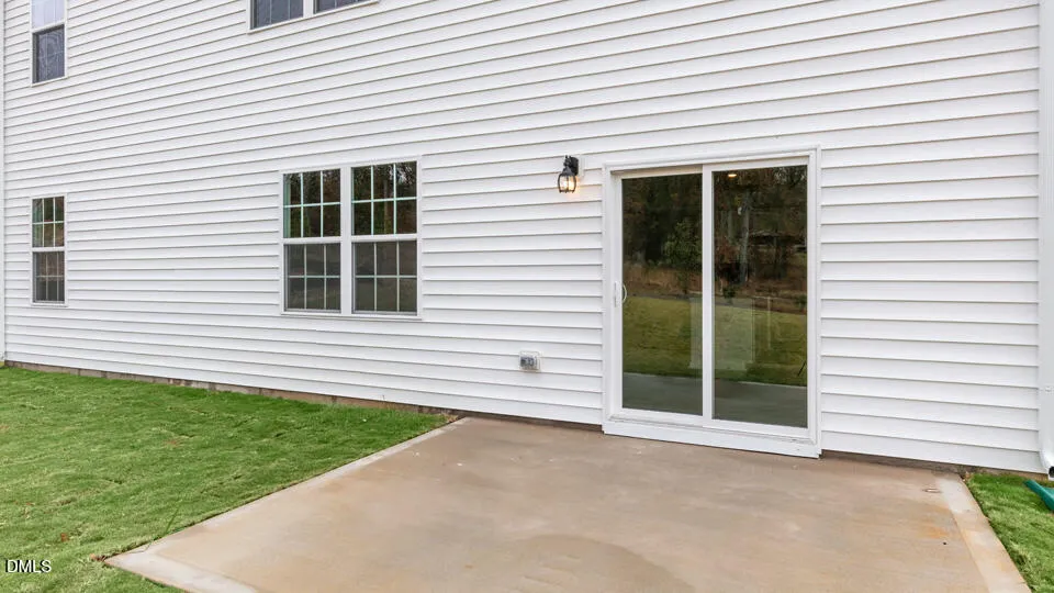 23 Cheyenne Drive Clayton, NC 27520