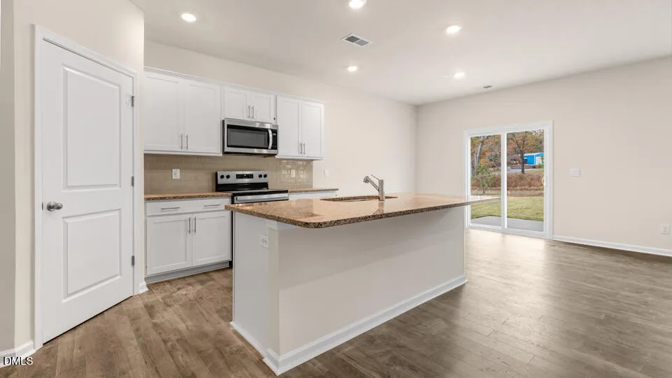23 Cheyenne Drive Clayton, NC 27520