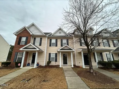 914 Savin Landing