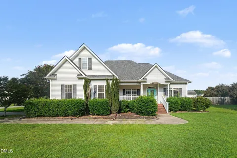 211 Prior Lane