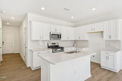 602 Rosy Court
