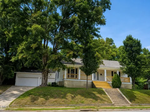 408 E Nash Street