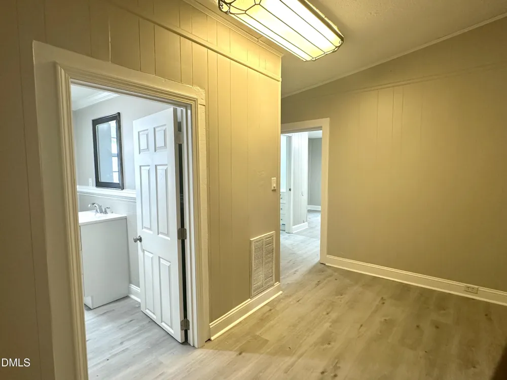 408 E Nash Street Louisburg, NC 27549