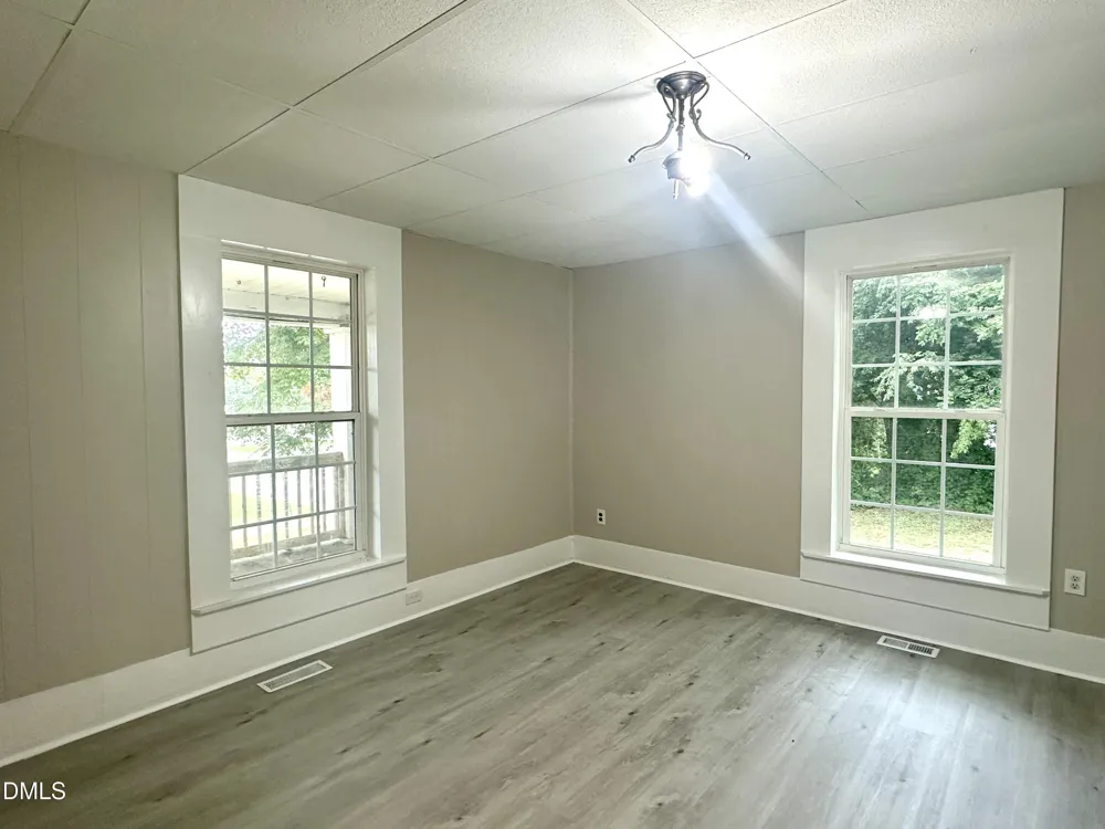 408 E Nash Street Louisburg, NC 27549