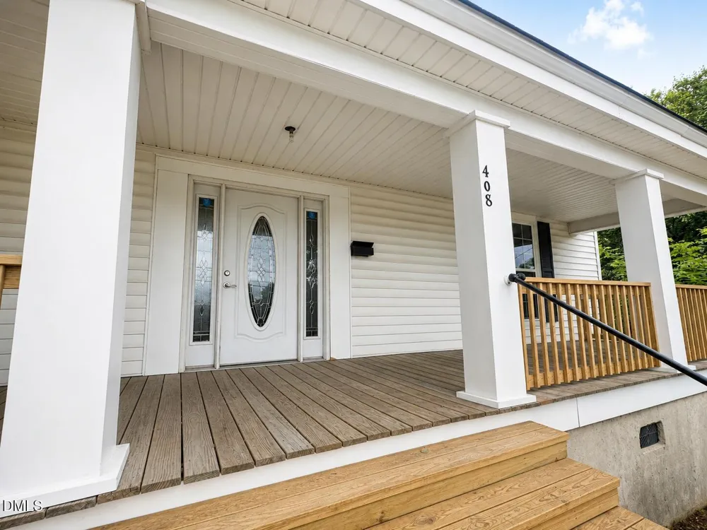 408 E Nash Street Louisburg, NC 27549