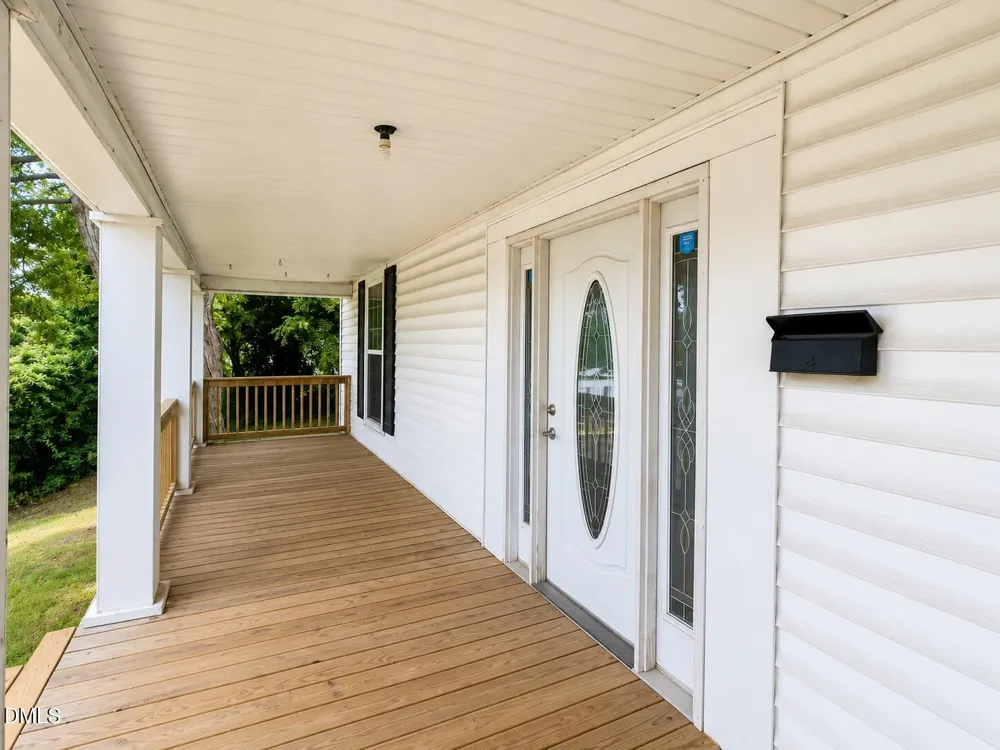 408 E Nash Street Louisburg, NC 27549