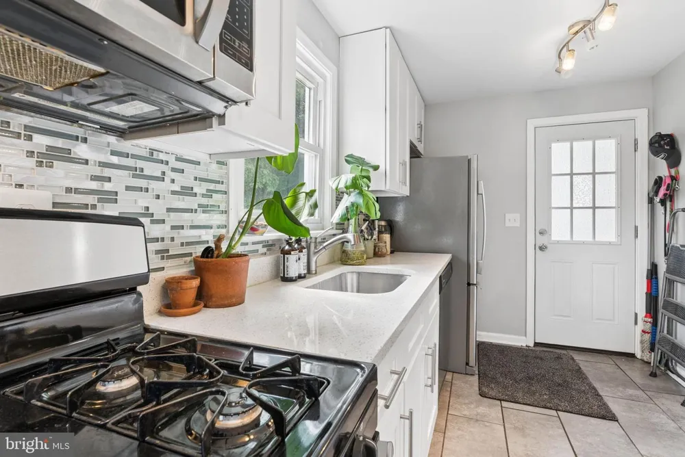 3015 GRINDON AVENUE Baltimore, MD 21214