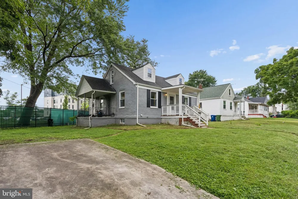 3015 GRINDON AVENUE Baltimore, MD 21214