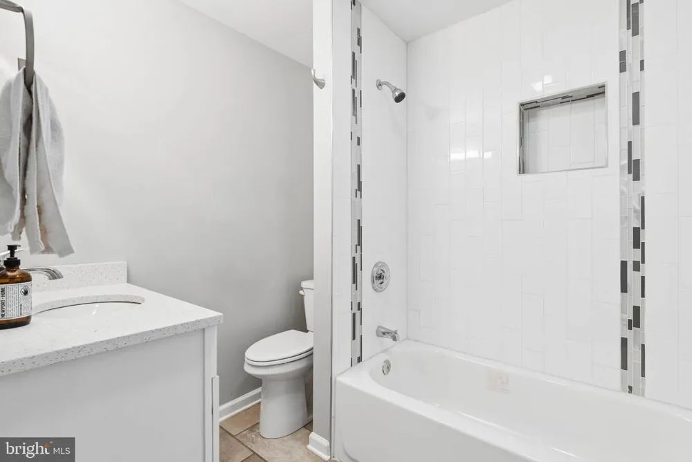 3015 GRINDON AVENUE Baltimore, MD 21214