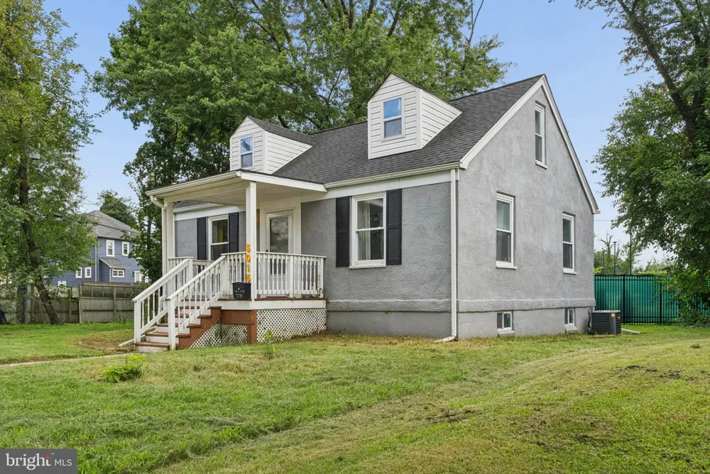 3015 GRINDON AVENUE Baltimore, MD 21214