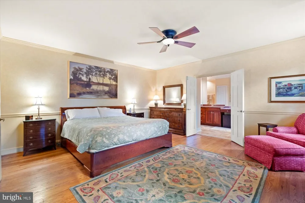 1033 SWINKS MILL ROAD Mclean, VA 22102