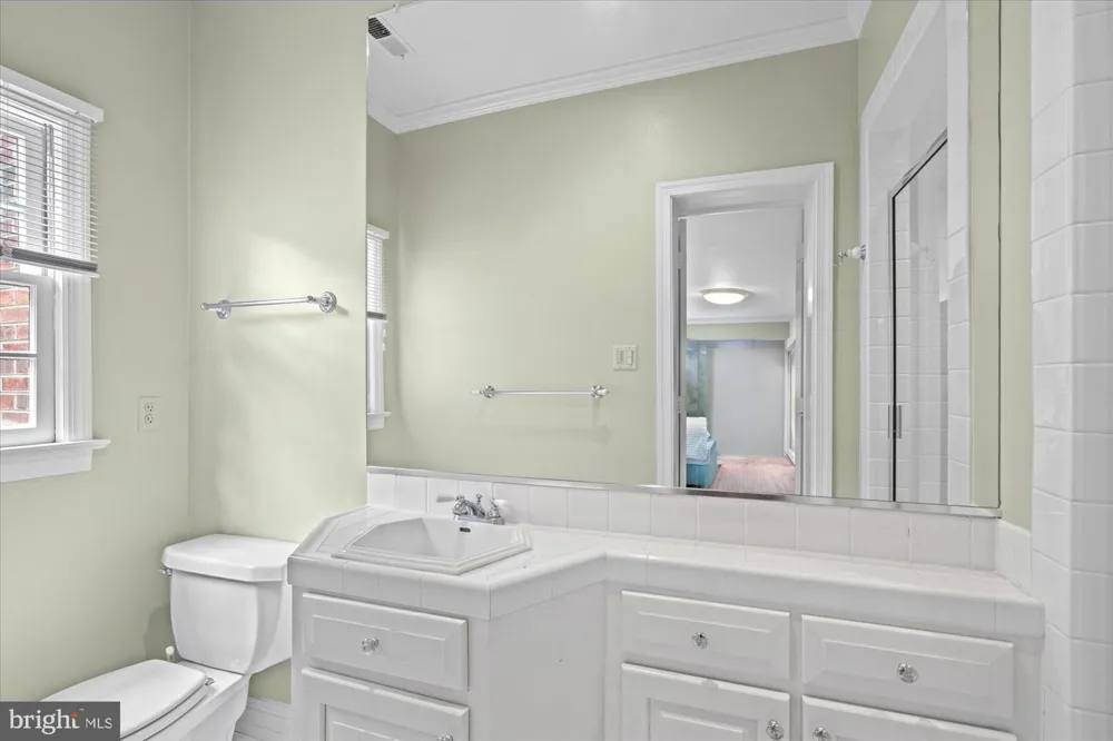 1033 SWINKS MILL ROAD Mclean, VA 22102