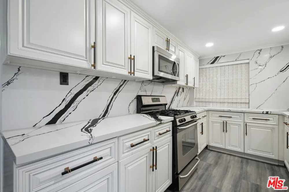 807 Alfred Street #1 Los Angeles, CA 90069