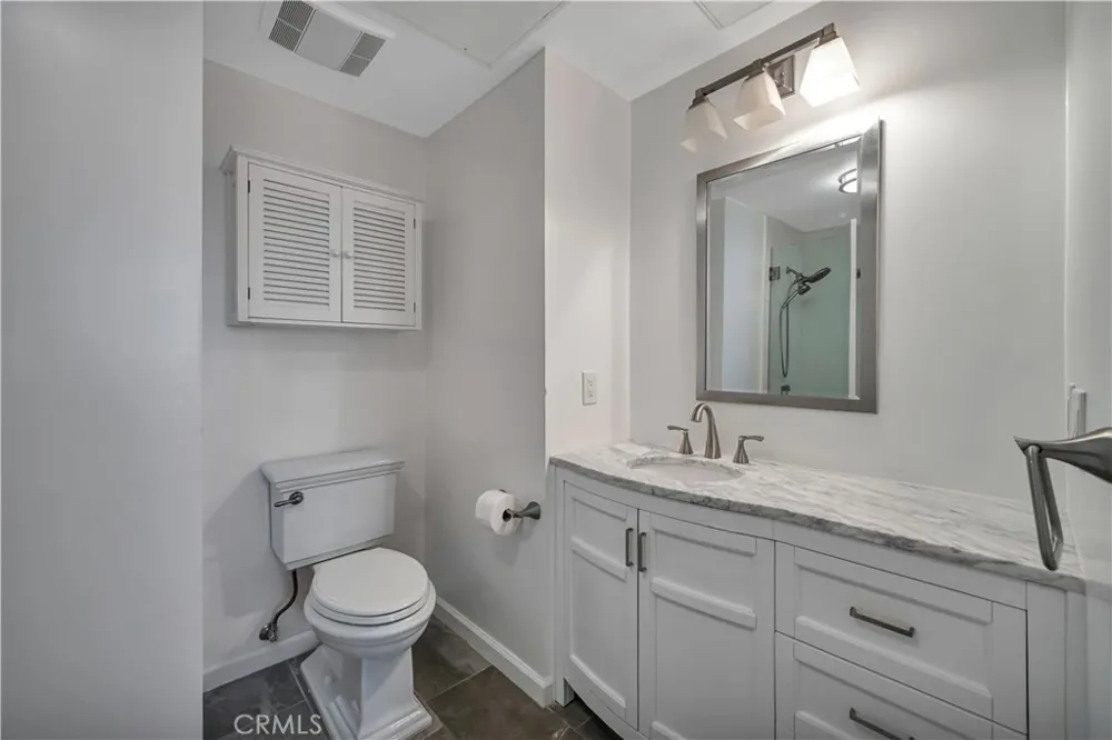 2742 Cabrillo #309 Torrance, CA 90501