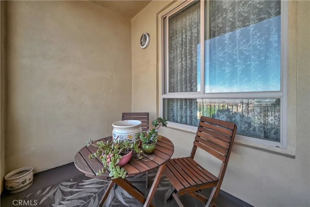 2742 Cabrillo #309 Torrance, CA 90501