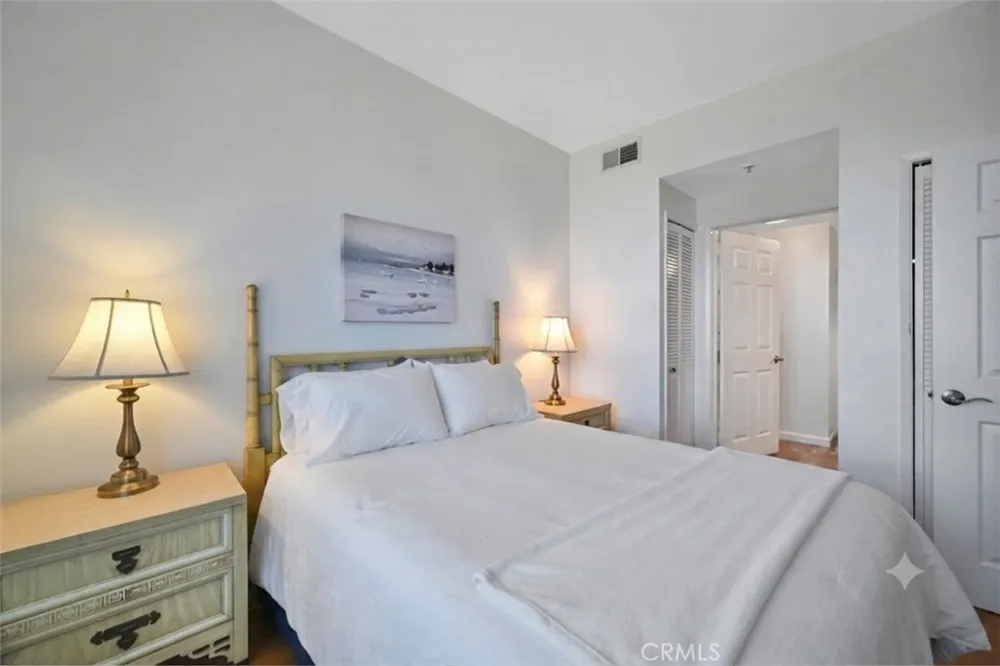 2742 Cabrillo #309 Torrance, CA 90501