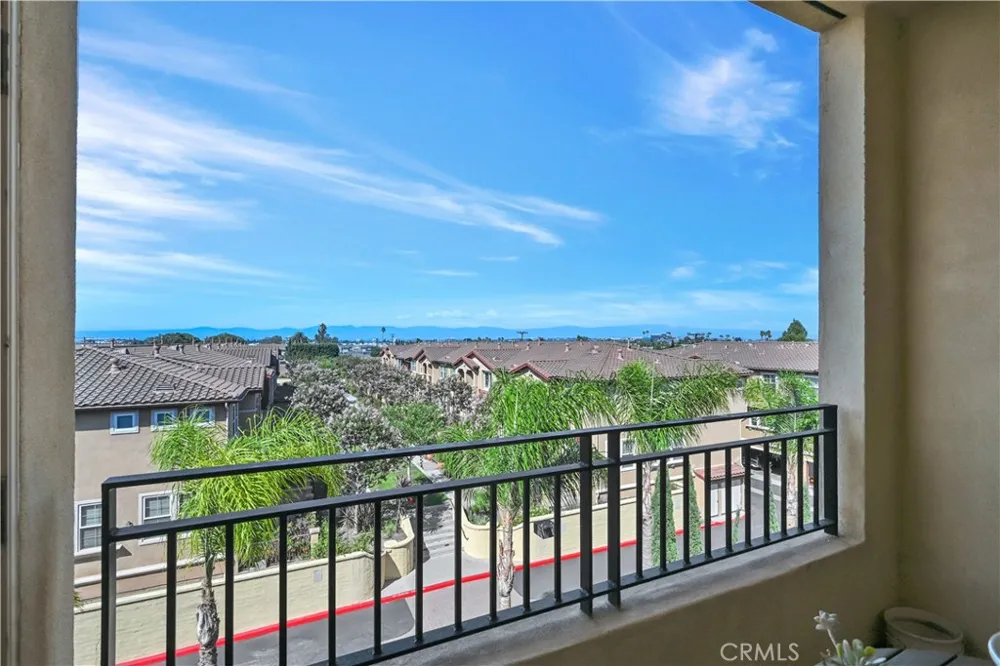 2742 Cabrillo #309 Torrance, CA 90501