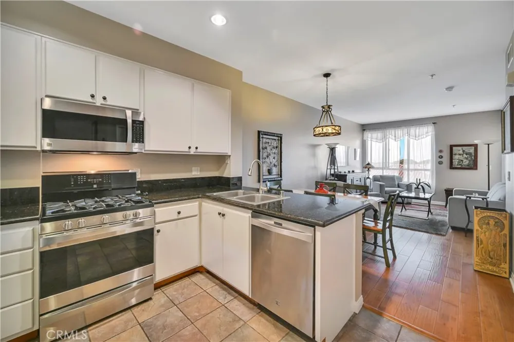 2742 Cabrillo #309 Torrance, CA 90501