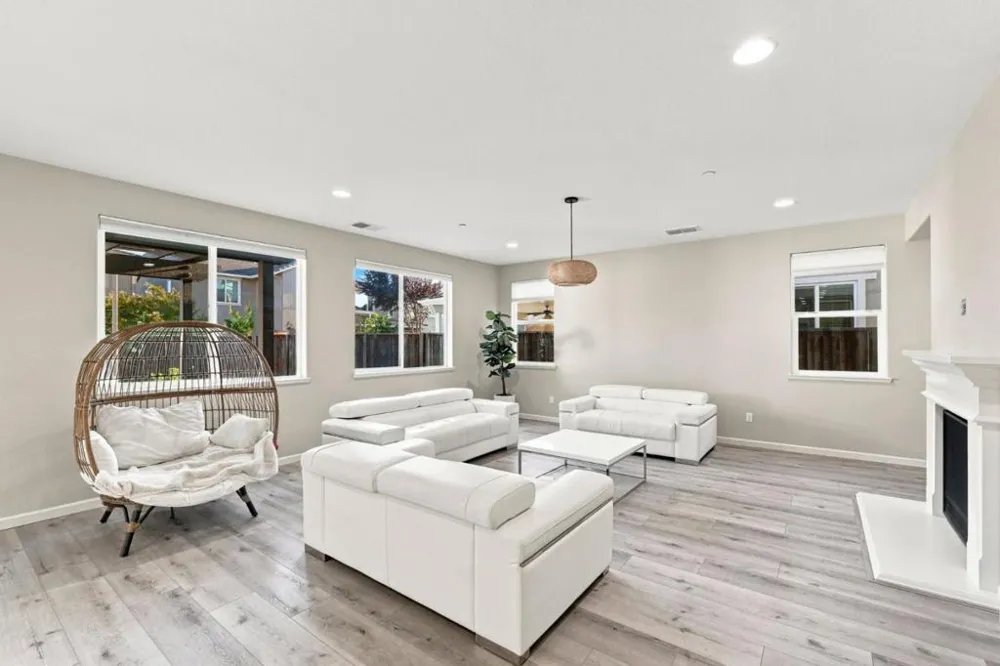 839 Dunmore Street Oakley, CA 94561