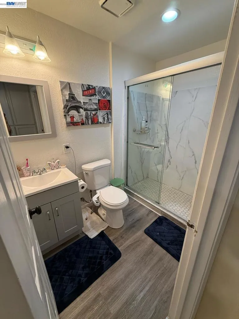 578 W 4Th St Tracy, CA 95376