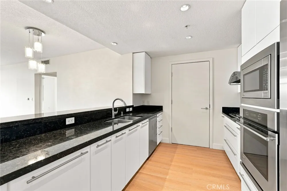 3141 Michelson #805 Irvine, CA 92612