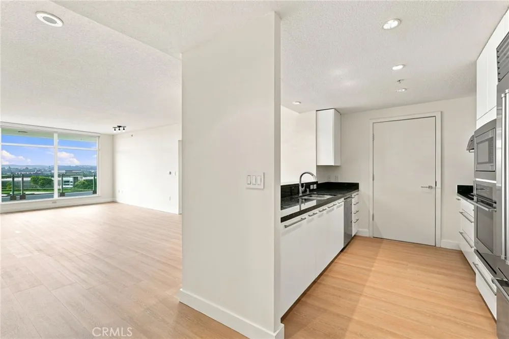 3141 Michelson #805 Irvine, CA 92612