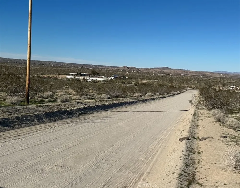 California Avenue Joshua Tree, CA 92252