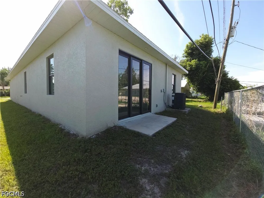 Barker Boulevard Fort Myers, FL 33916