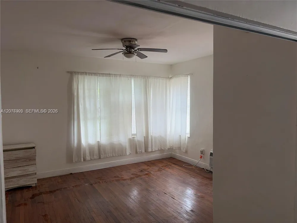 900 Jefferson Ave #2 Miami Beach, FL 33139