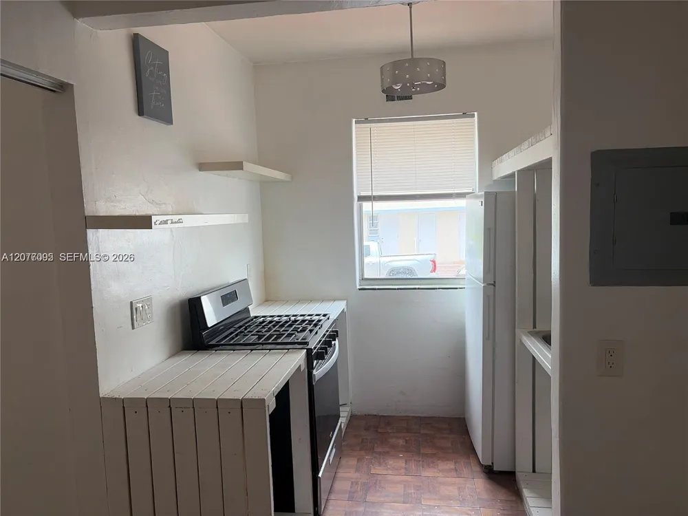 900 Jefferson Ave #2 Miami Beach, FL 33139