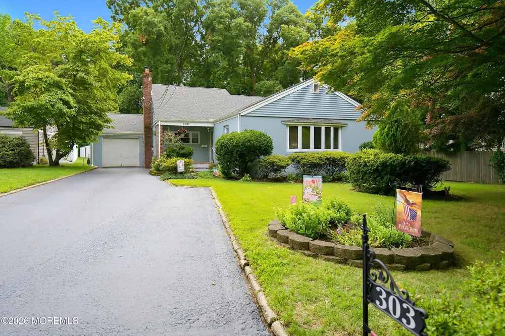 303 Florence Road Middletown, NJ 07748