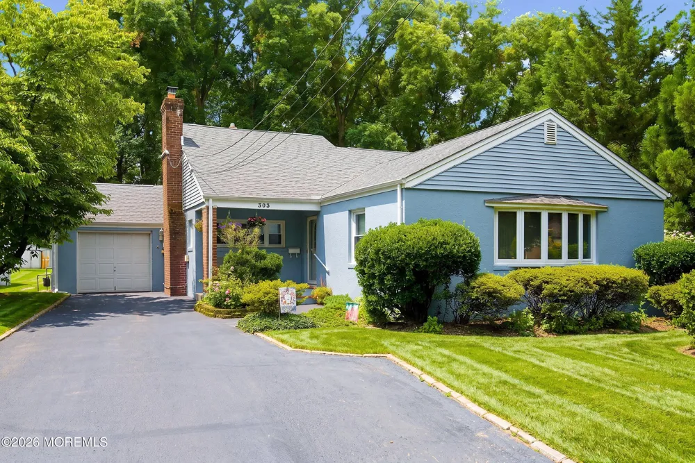303 Florence Road Middletown, NJ 07748