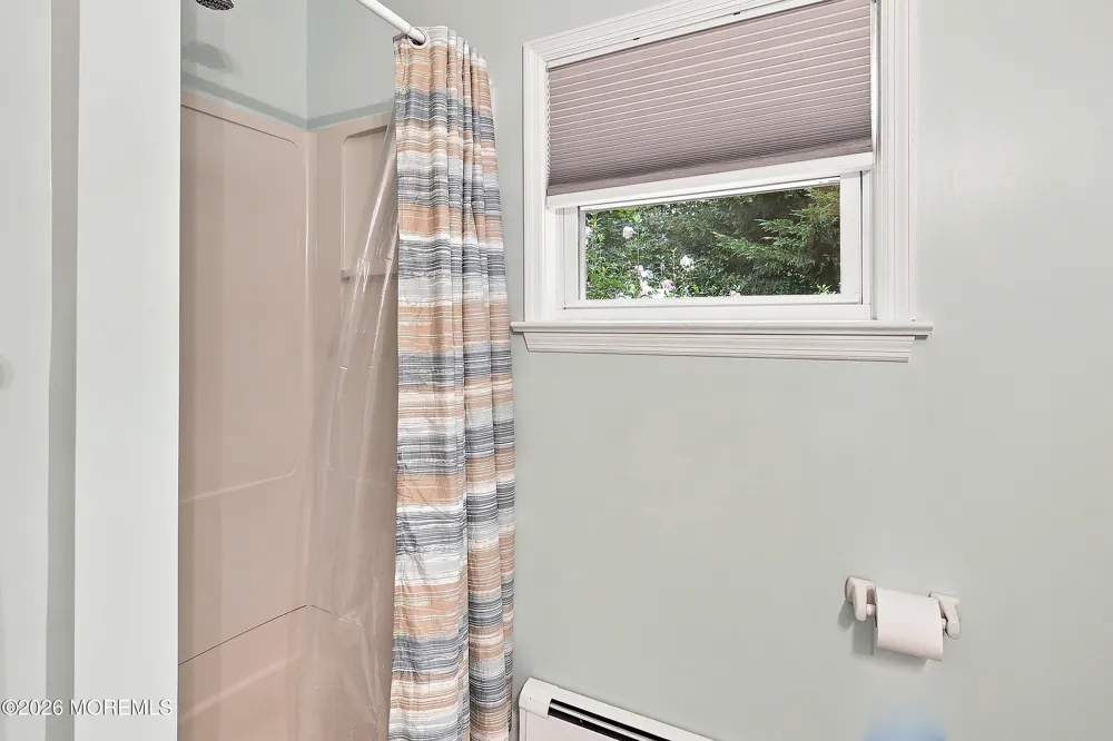 303 Florence Road Middletown, NJ 07748
