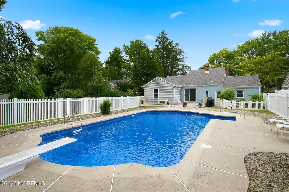 303 Florence Road Middletown, NJ 07748