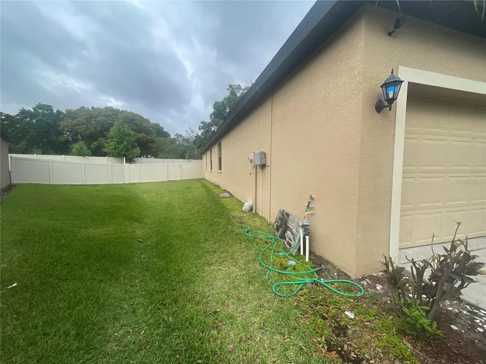 824 VINO VERDE CIRCLE Brandon, FL 33511