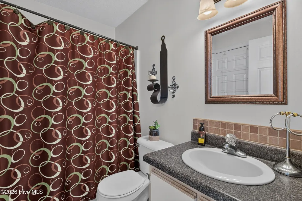 126 Charlton Road Hubert, NC 28539