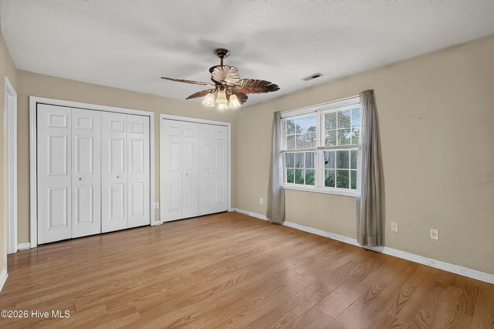126 Charlton Road Hubert, NC 28539