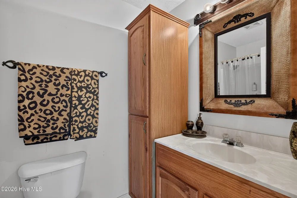 126 Charlton Road Hubert, NC 28539