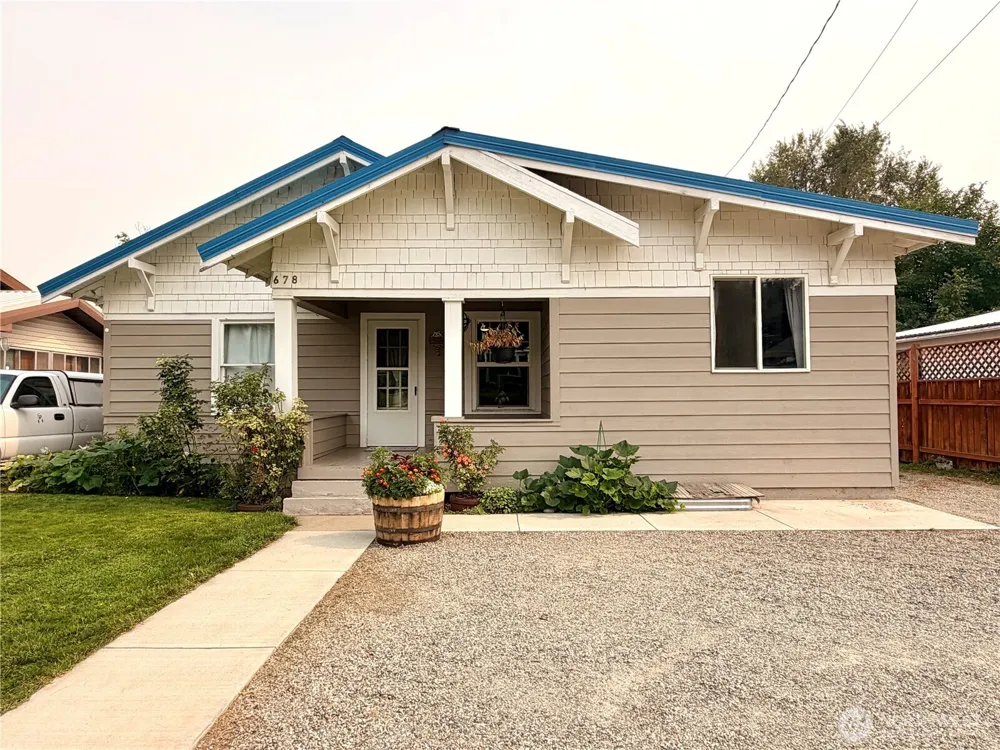 678 4th Avenue Okanogan, WA 98840