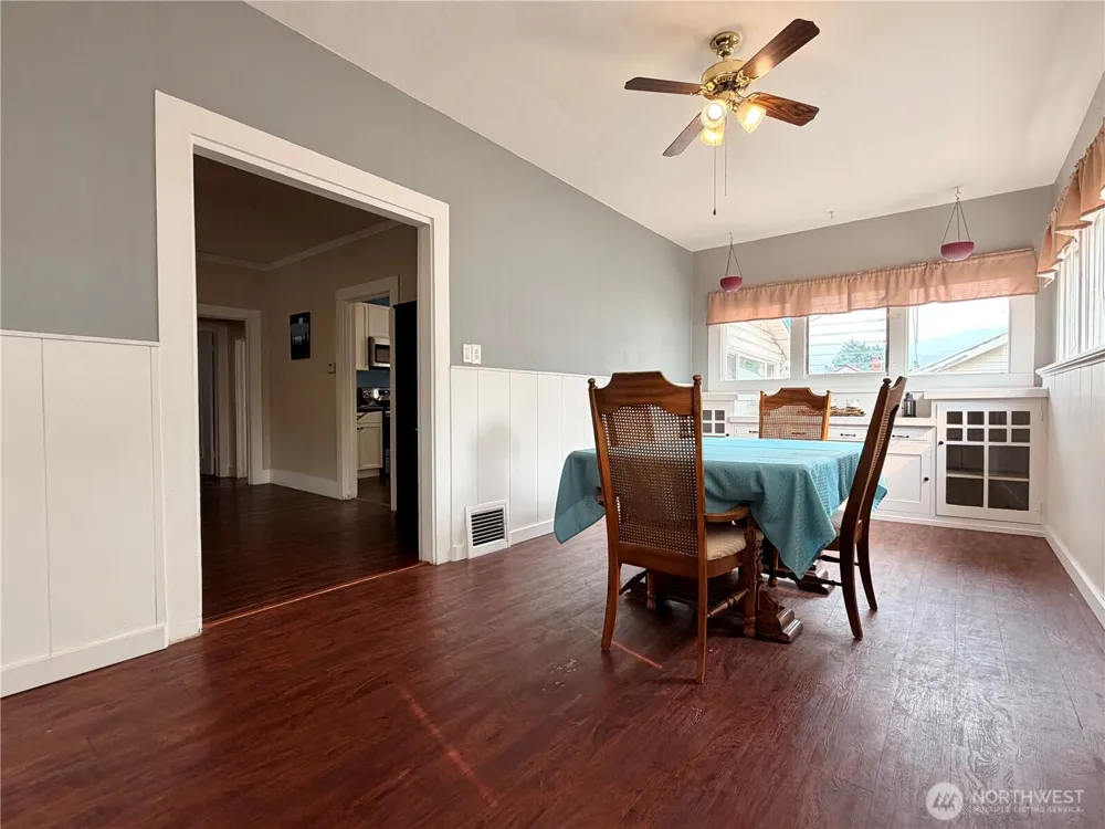 678 4th Avenue Okanogan, WA 98840