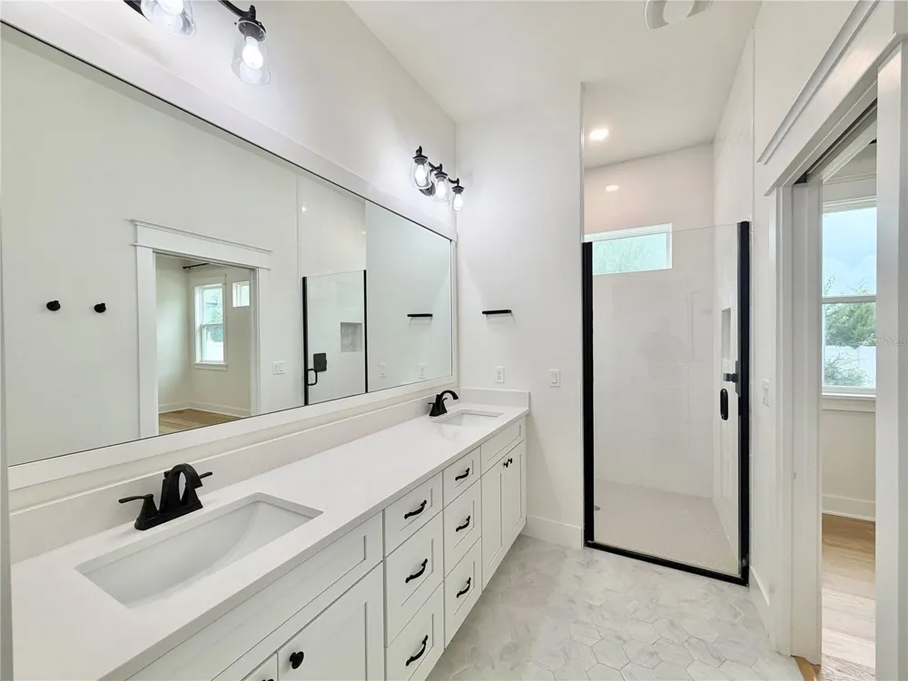 2598 NW 48TH TERRACE Gainesville, FL 32606
