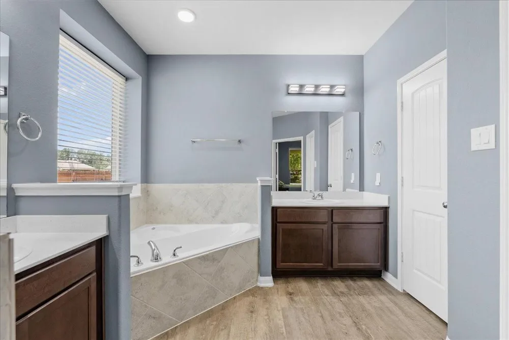 28619 Riverside Crest Lane Huffman, TX 77336