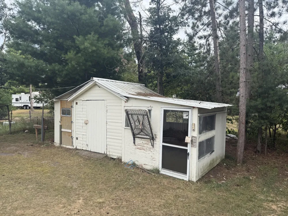 1383 W Palmer Avenue Baldwin, MI 49304