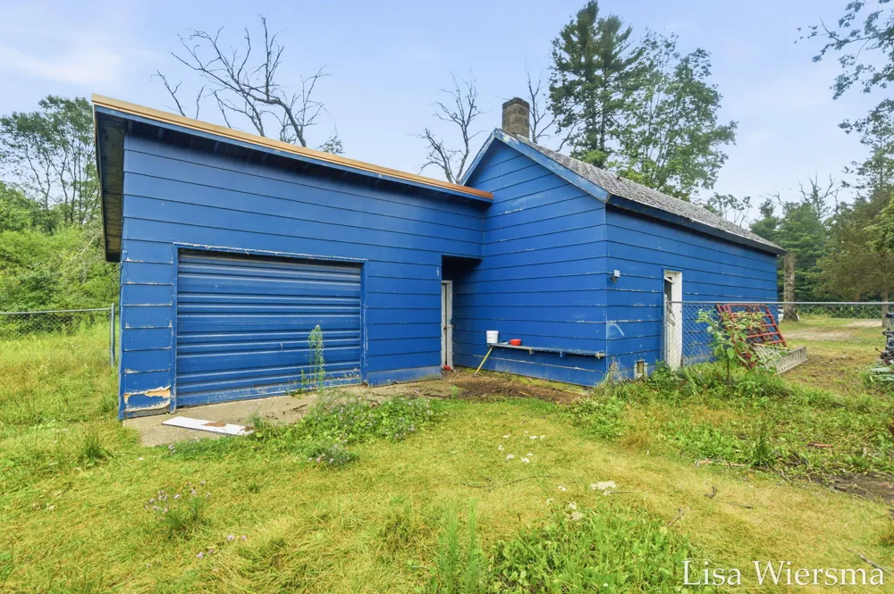 4393 E 8th Street White Cloud, MI 49349
