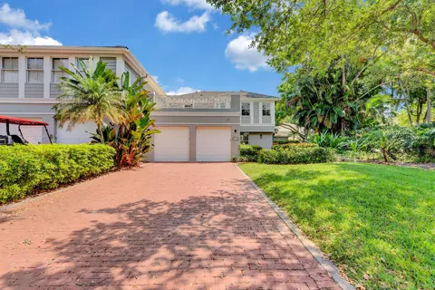 5600 NW 40TH AVENUE
