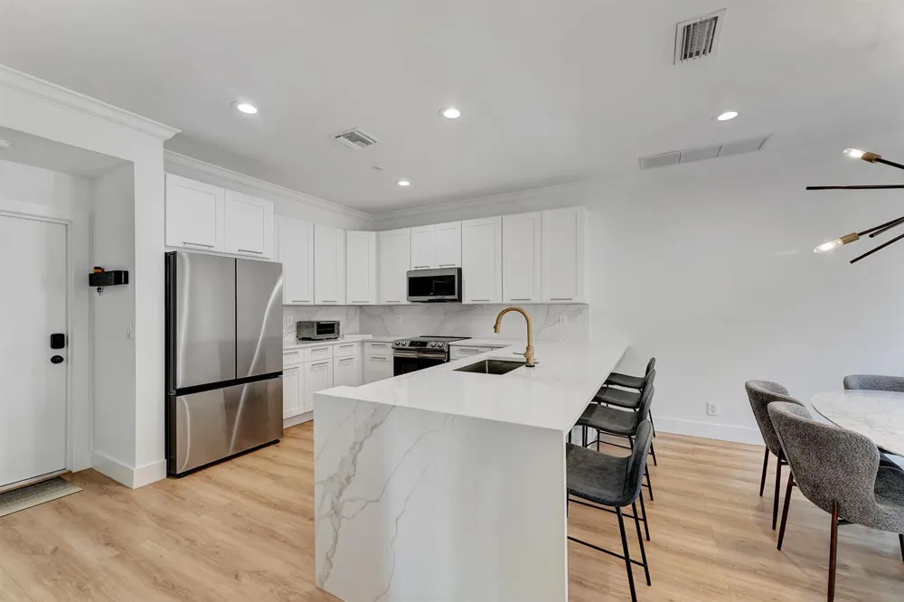 5600 NW 40TH AVENUE Boca Raton, FL 33496