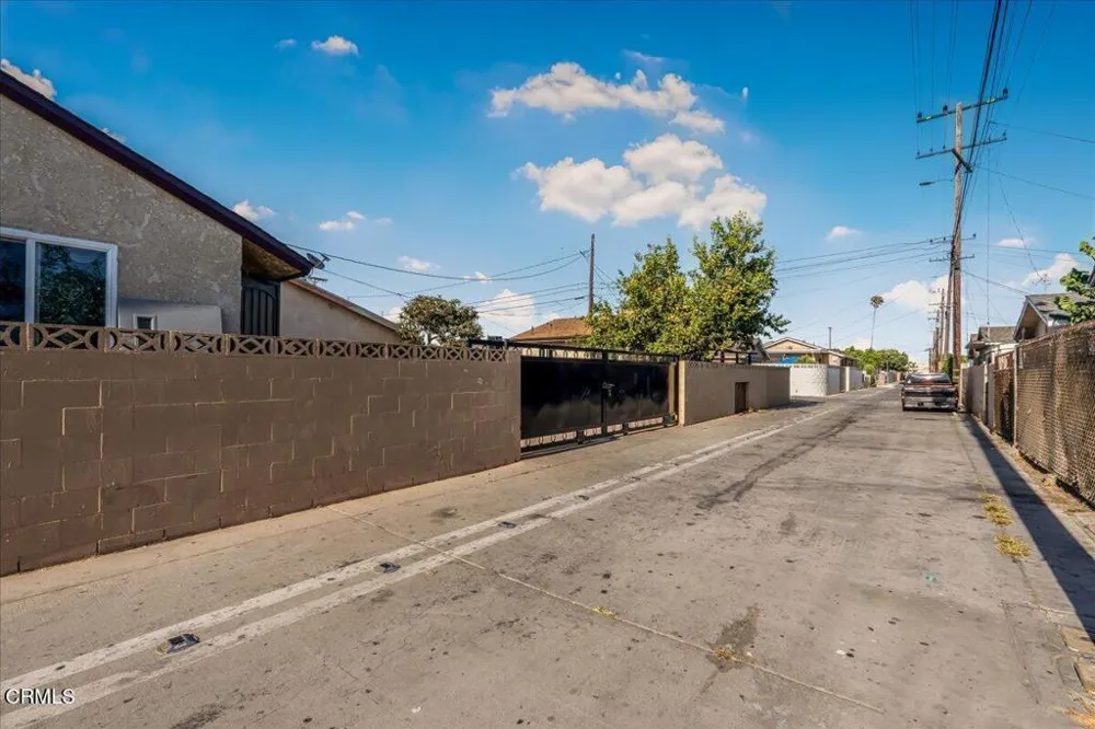 226 Mckinley Avenue Oxnard, CA 93030
