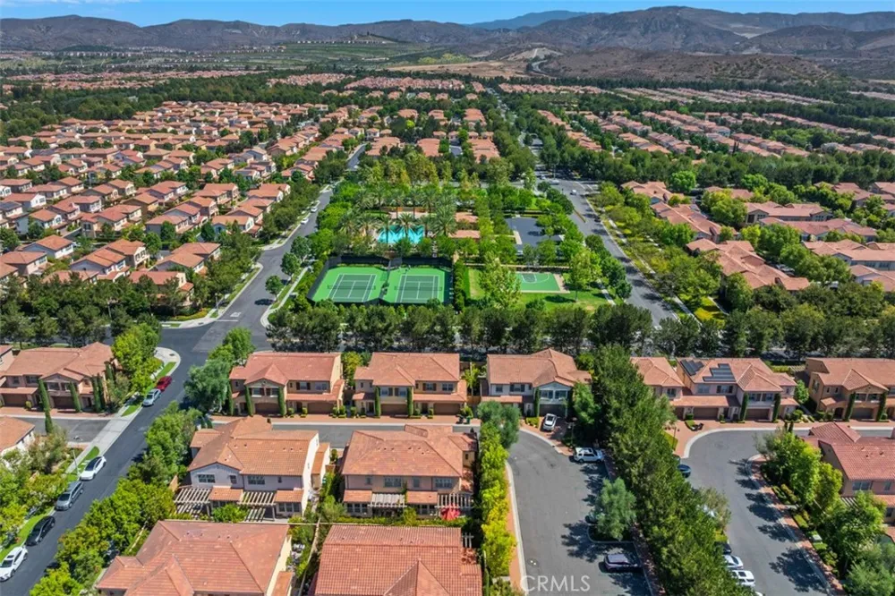117 Gemstone Irvine, CA 92620