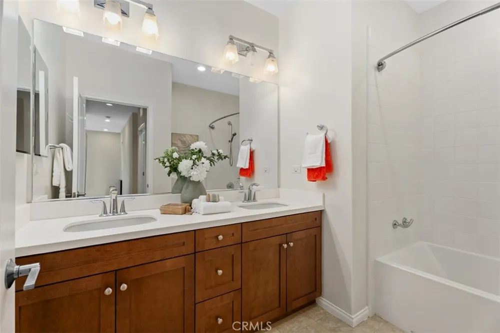 117 Gemstone Irvine, CA 92620