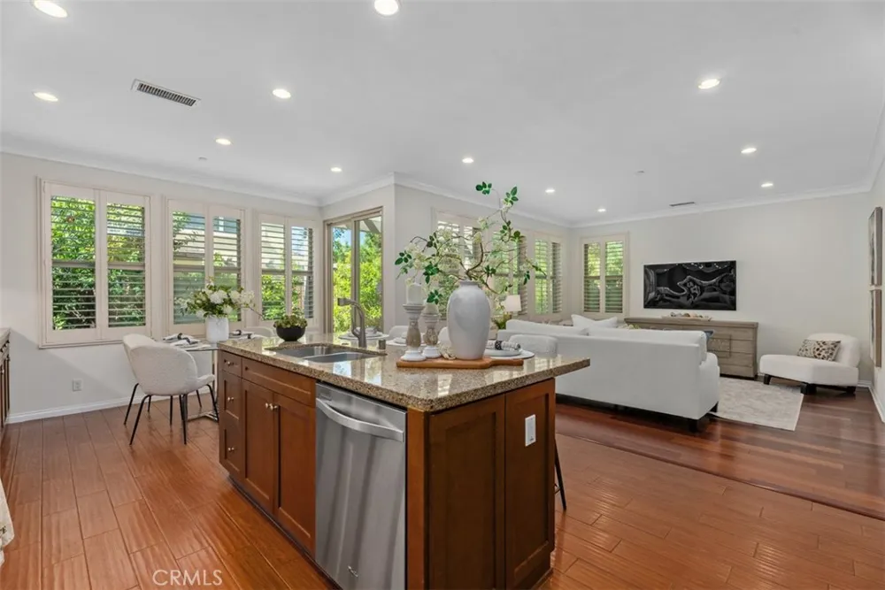 117 Gemstone Irvine, CA 92620
